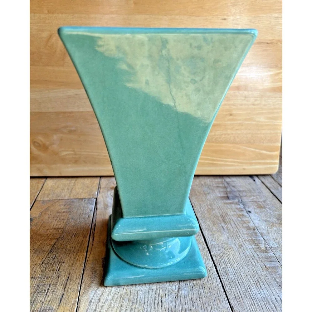 Vtg Haeger Flower Vase 9 1/4”  Dark Green Art Deco Pottery Geometric Design